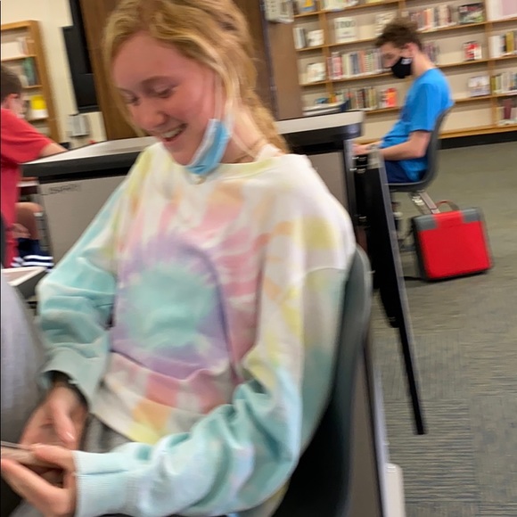 Meet your Posher, Eliza - Picture 1 of 1